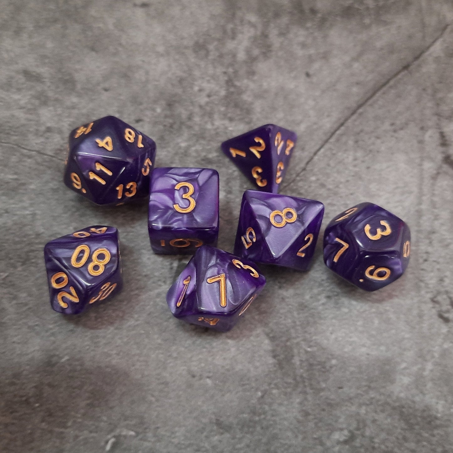 Dice set, many beautiful colors available!