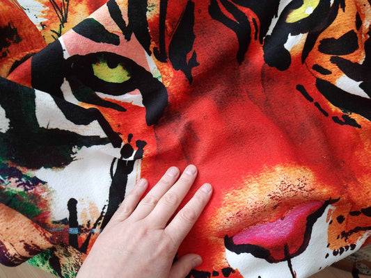 Bath towel / wall hanging "Tiger" - please note delivery times!